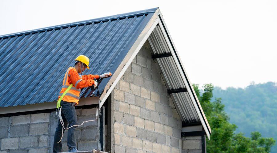 Professional gutter cleaning in Forest, IN